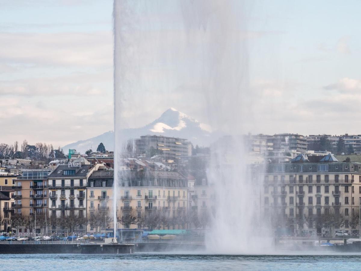 Hotel De La Cigogne Geneva Bagian luar foto The Montreux water fountain